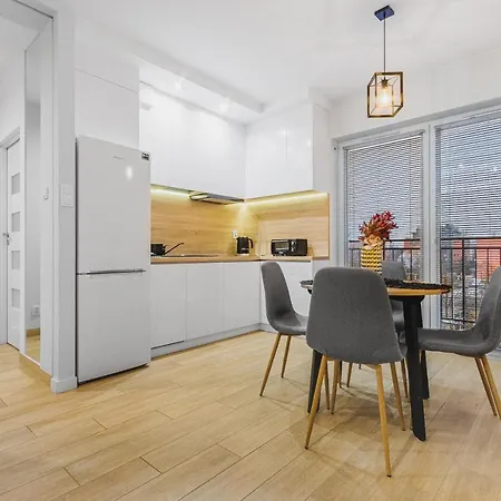Floris Apartment *