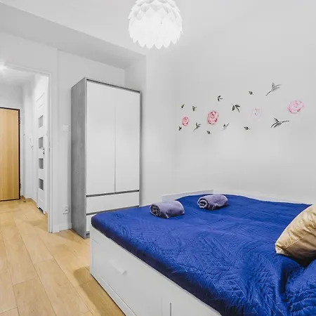 Floris Apartment *
